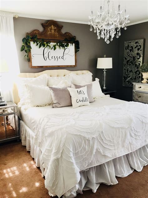 Additional Tips for Above Bed Decorations